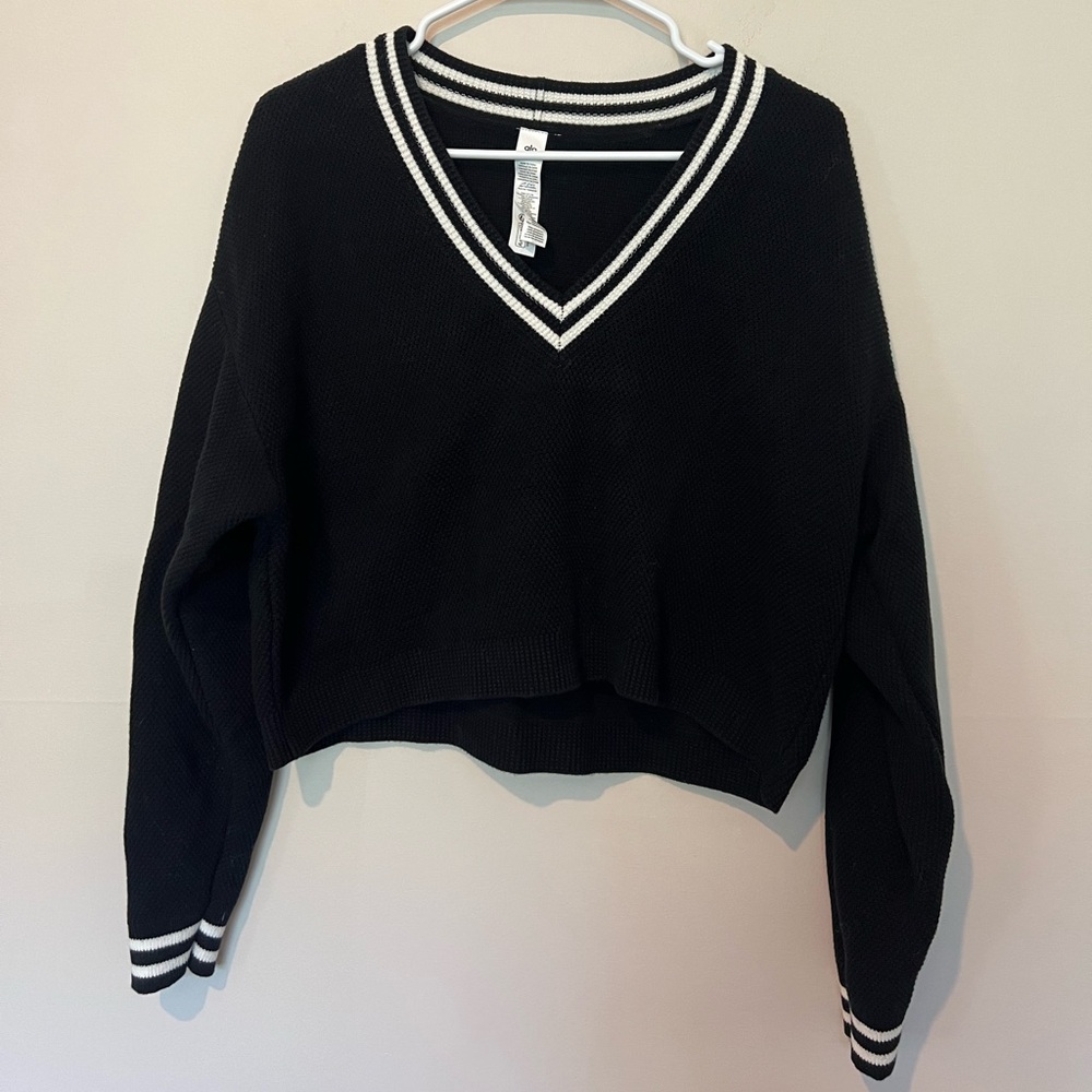 ALO Yoga Tennis Club Sweater Knit VNeck